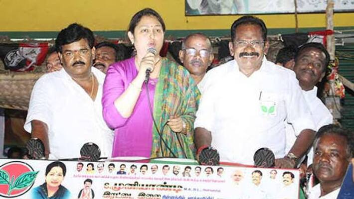Actress vindhya commends mk stalin Actress vindhya commends mk stalin