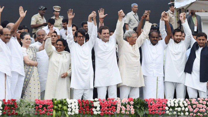 Behind the reason of sonia entry in national politics Behind the reason of sonia entry in national politics