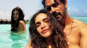 arjun rampal and gabriella demetriades pregnant girlfriend pool vacation in maldives