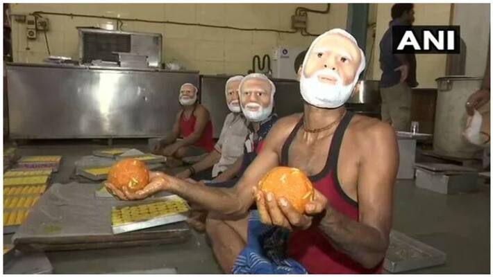BJPs 3000 kg sweets in anticipation of LS victory BJPs 3000 kg sweets in anticipation of LS victory