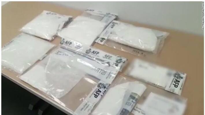 5 Pakistani nationals with heroin worth Rs 175 crore nabbed off gujarat coast 5 Pakistani nationals with heroin worth Rs 175 crore nabbed off gujarat coast