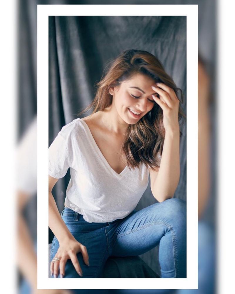 The hottest photos of the Hansika Mottvani ...!