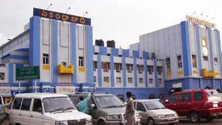 Tension prevails after parents prorest at kasturba college in secunderabad, Tension prevails after parents prorest at kasturba college in secunderabad,