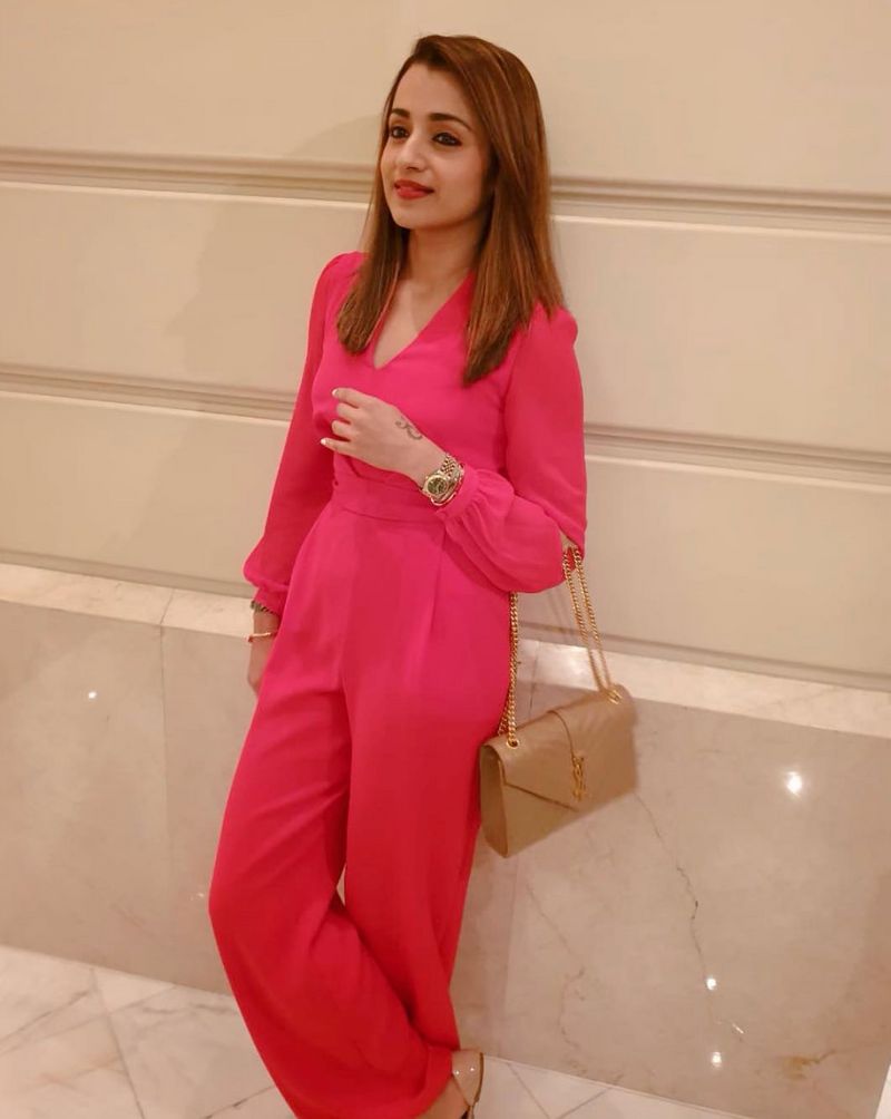 Actress Trisha's Lastest Looks Photo!
