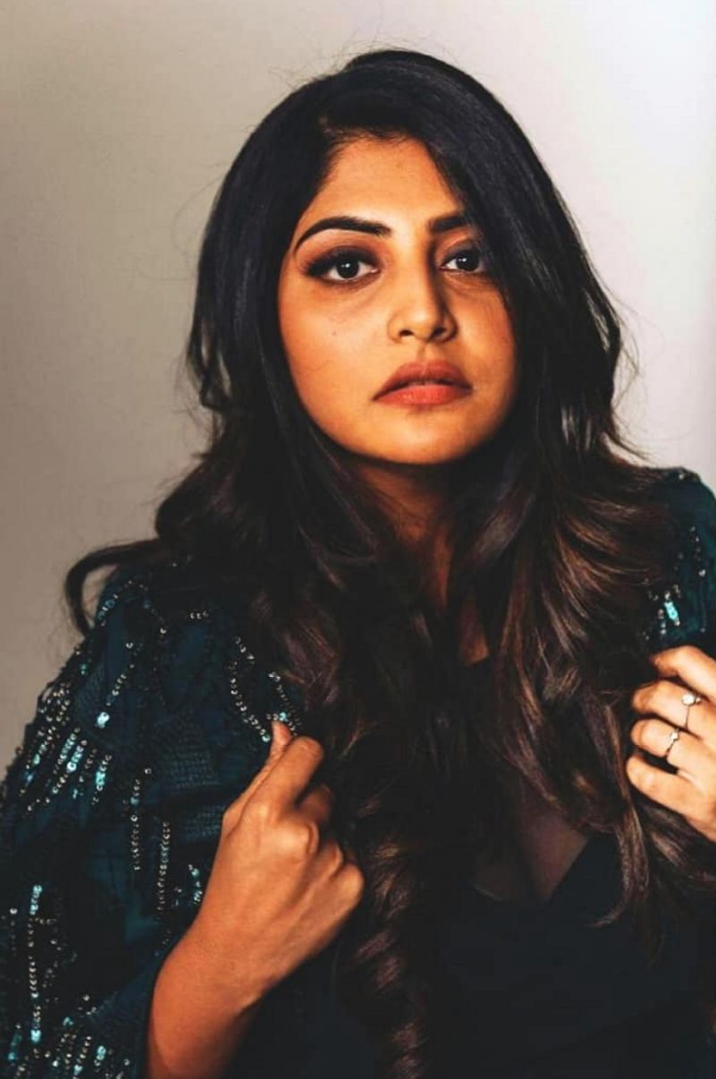 Actress Manjima Mohan Latest Colorful Photos ..!