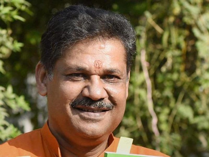 ಬಿಜೆಪಿಯಿಂದ ಉಚ್ಚಾಟನೆ ಬಳಿಕ ಕಾಂಗ್ರೆಸ್ ಸೇರಿದ್ದ ಕೀರ್ತಿ, ಜಾರ್ಖಂಡನ್ನ ಧನ್ಬಾದ್ ಕ್ಷೇತ್ರದಿಂದ ಸ್ಪರ್ದಿಸಿದ್ದರು