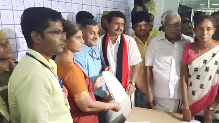 Ministr vijaya baskar will resighn Ministr vijaya baskar will resighn