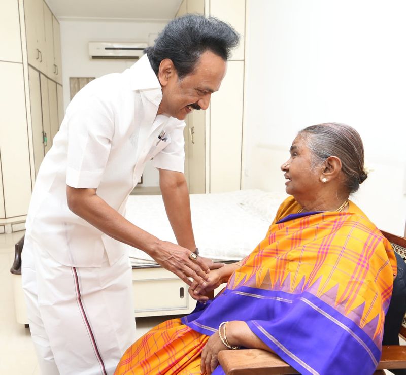 DMK Success Celebrate Colorful Photos