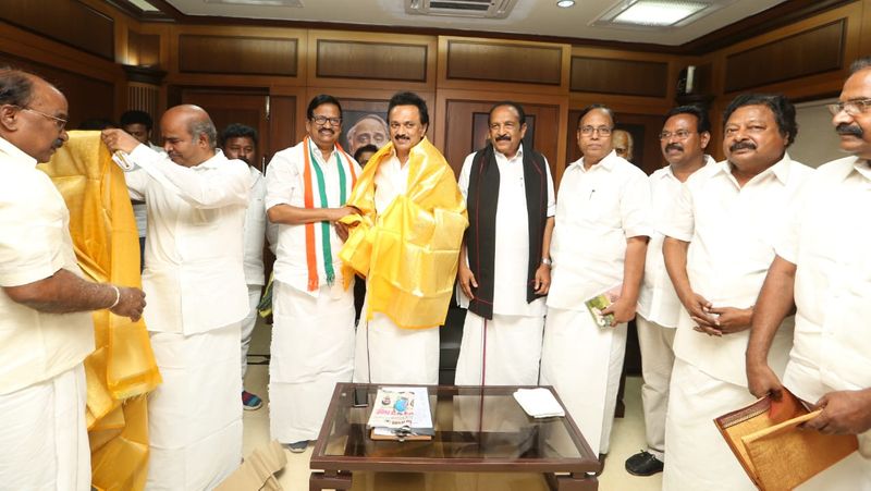 DMK Success Celebrate Colorful Photos