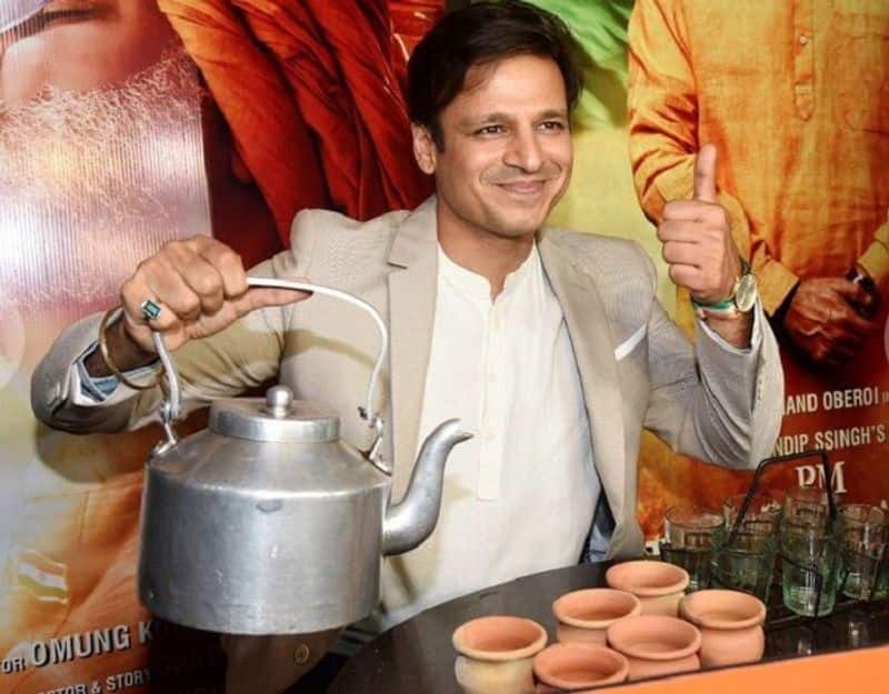 Vivek Oberoi serves tea outside his residence for PM Narendra Modi victory