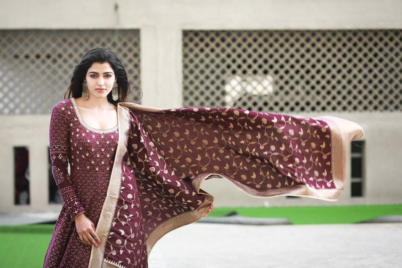 Actress Sai Dhanushka's beautiful colorful photos..