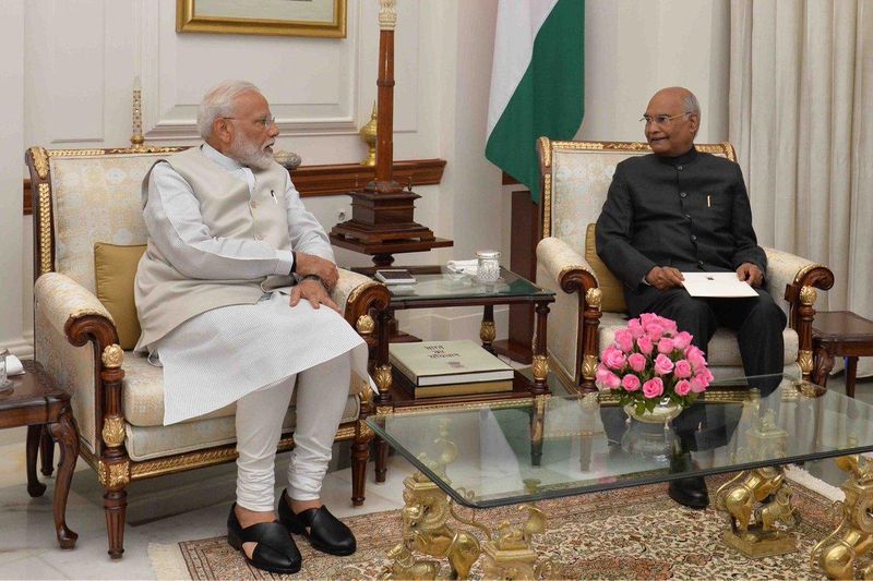 Narendra Modi's photos of President Ramnath Govinda, with tenderness and success