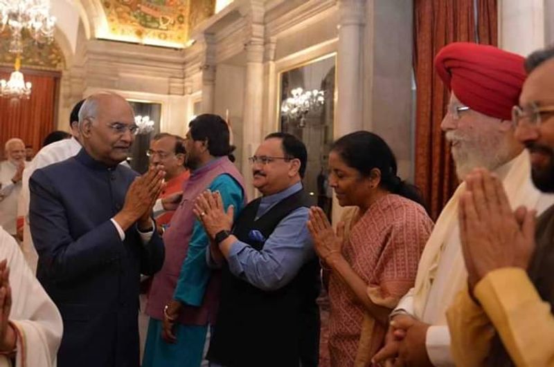Narendra Modi's photos of President Ramnath Govinda, with tenderness and success