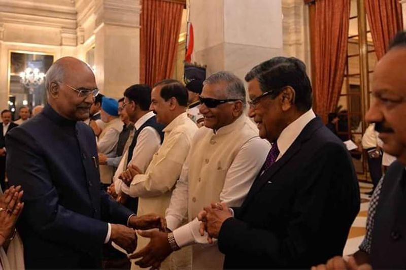 Narendra Modi's photos of President Ramnath Govinda, with tenderness and success
