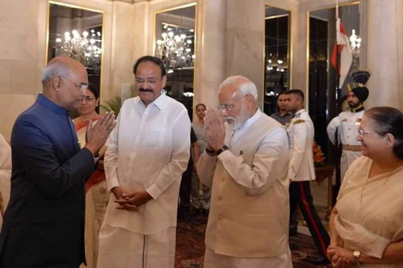 Narendra Modi's photos of President Ramnath Govinda, with tenderness and success