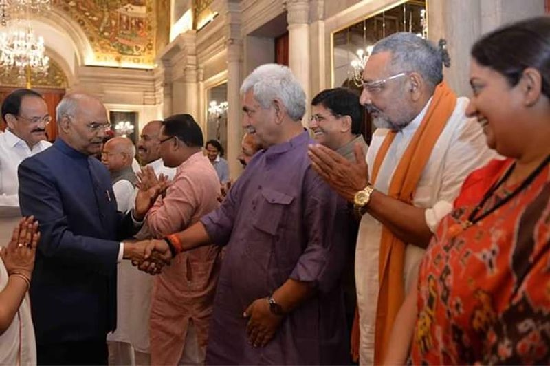Narendra Modi's photos of President Ramnath Govinda, with tenderness and success