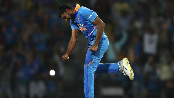 No fracture in Vijay shankar injury fit for south africa game says bcci No fracture in Vijay shankar injury fit for south africa game says bcci