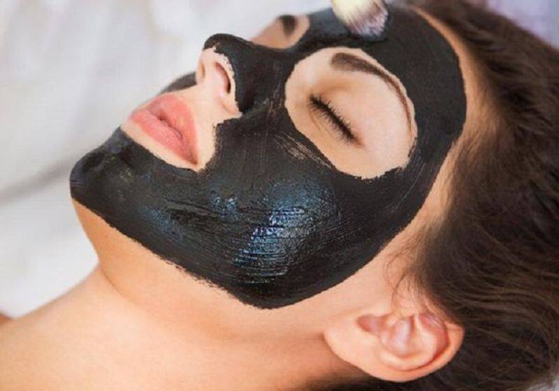 Charcoal mask benefits how to apply