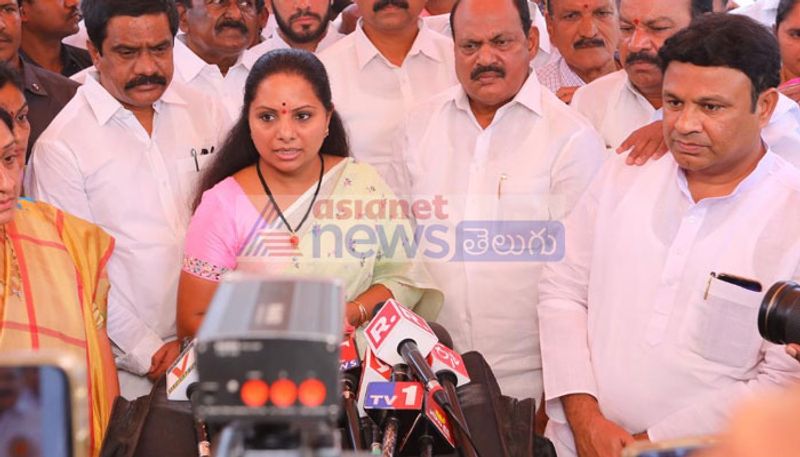 నిజామాబాద్ ఎంపీ స్థానంలో కేసీఆర్ కూతురు కవిత బీజేపీ అభ్యర్థి ధర్మపురి అరవింద్ చేతిలో ఓటమి పాలైంది. సికింద్రాబాద్లో మంత్రి తలసాని శ్రీనివాస్ యాదవ్ తనయుడు సాయి కిరణ్ యాదవ్ బీజేపీ అభ్యర్థి కిషన్ రెడ్డి చేతిలో ఓడిపోయాడు.ఆదిలాబాద్ సిట్టింగ్ ఎంపీ నగేష్ బీజేపీ అభ్యర్థి సోయం బాపూరావు చేతిలో ఓడిపోయాడు.