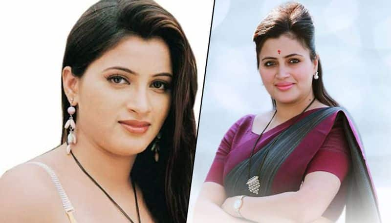 Navneet Ravi Rana, a popular South Indian actress, contested the Lok Sabha elections 2019 from Amaravati in Maharashtra. She won the elections.