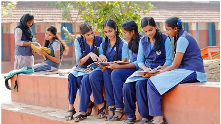 Conducting exams for parents and children during admission is punishable Conducting exams for parents and children during admission is punishable