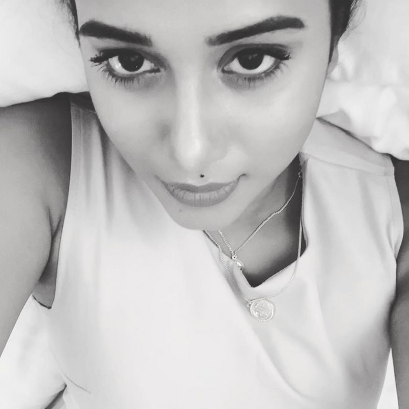 Idhaya Rani Shilpa Manjunath..! Stylish Photos..
