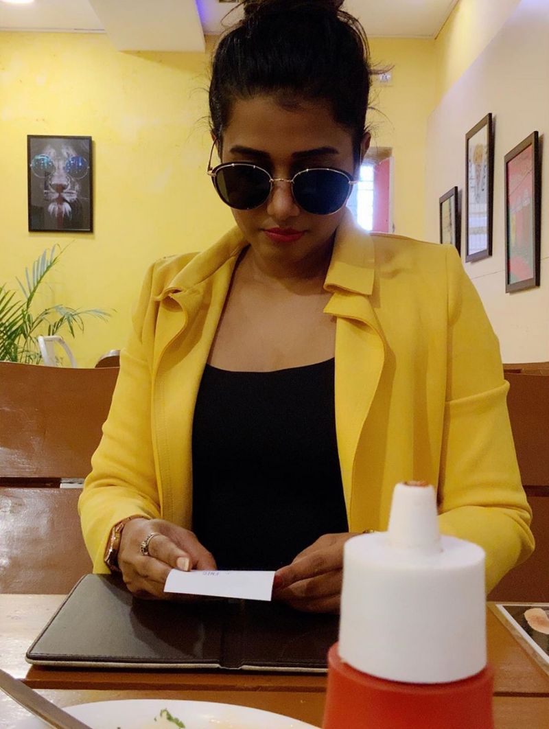 Idhaya Rani Shilpa Manjunath..! Stylish Photos..