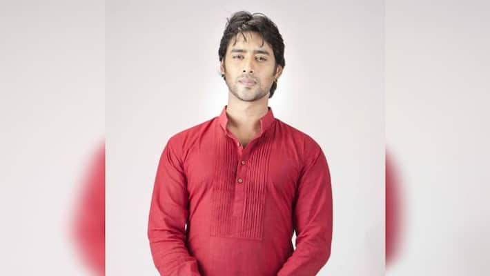 TV actor Rezwan Rabbani Sheikh had dinner in Zakaria Street TV actor Rezwan Rabbani Sheikh had dinner in Zakaria Street