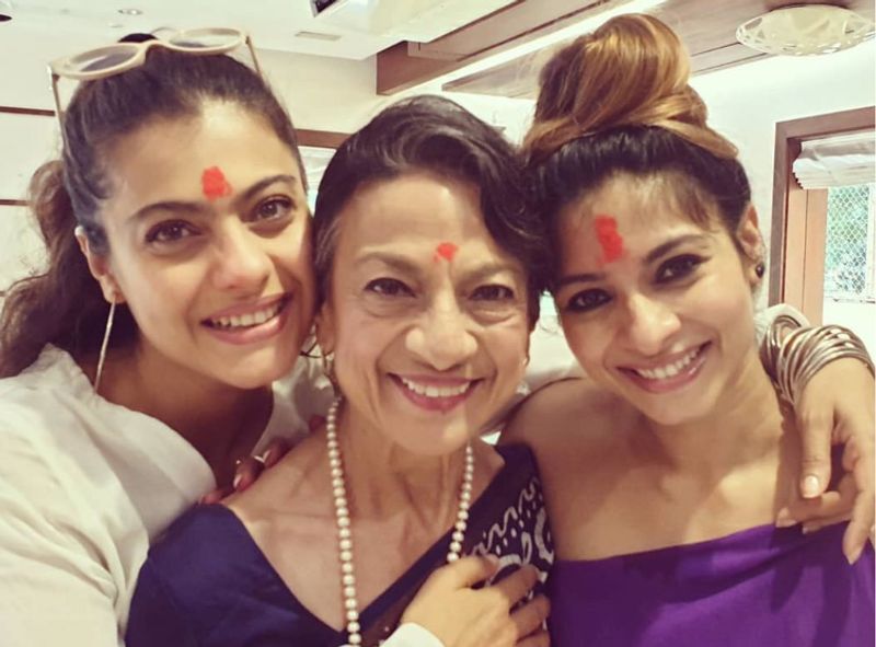 Veteran Bollywood Actress Tanuja wears monokini photos goes viral