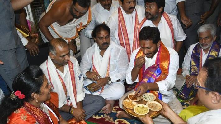 ys jagan visit kanaka durga temple ys jagan visit kanaka durga temple