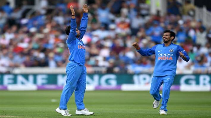 Michael Hussey backs Kuldeep Yadav and Yuzvendra Chahal Michael Hussey backs Kuldeep Yadav and Yuzvendra Chahal