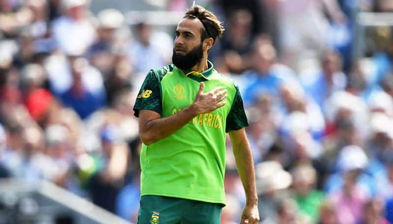 First ball of the World Cup 2019 — In a surprise move, skipper du Plessis opened the bowling with 40-year-old leg-spinner Imran Tahir