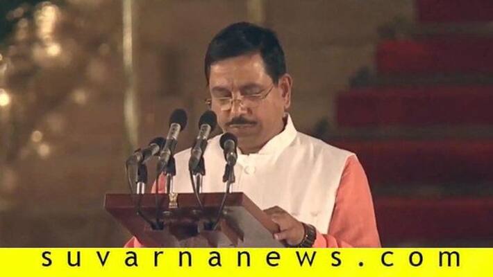 Son Of Railway Staff and Fourth time Dharwad MP Pralhad Joshi a New Face in Modi Cabinet Son Of Railway Staff and Fourth time Dharwad MP Pralhad Joshi a New Face in Modi Cabinet