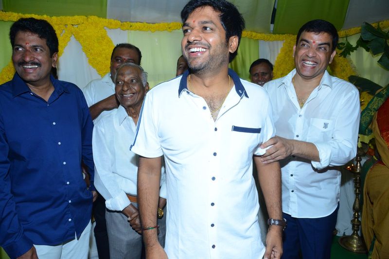 దిల్ రాజు - అనిల్ సుంకర సినిమాను సంయుక్తంగా నిర్మిస్తున్నారు.
