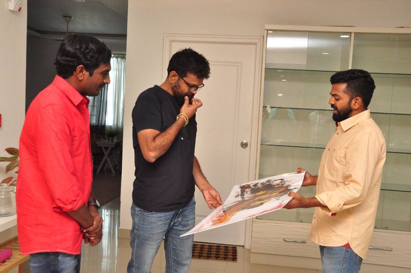 చిత్ర యూనిట్ అడిగిన వెంటనే సుకుమార్ సినిమా ట్రైలర్ ను లాంచ్ చేశారు.