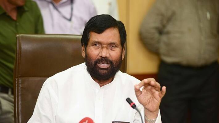 As onion prices surge, Food Minister Ram Vilas Paswan warns hoarders, black marketers As onion prices surge, Food Minister Ram Vilas Paswan warns hoarders, black marketers
