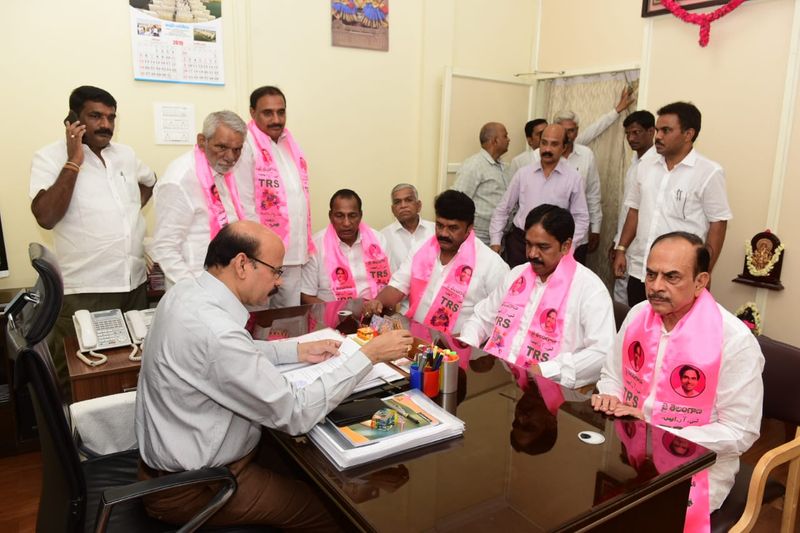 ఎమ్మెల్సీగా నవీన్ రావు ఏకగ్రీవం