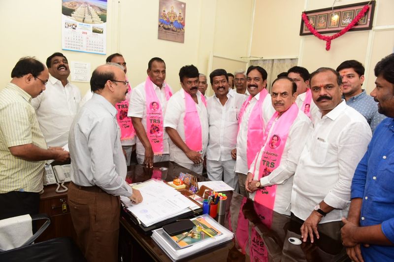 ఎమ్మెల్సీగా నవీన్ రావు ఏకగ్రీవం