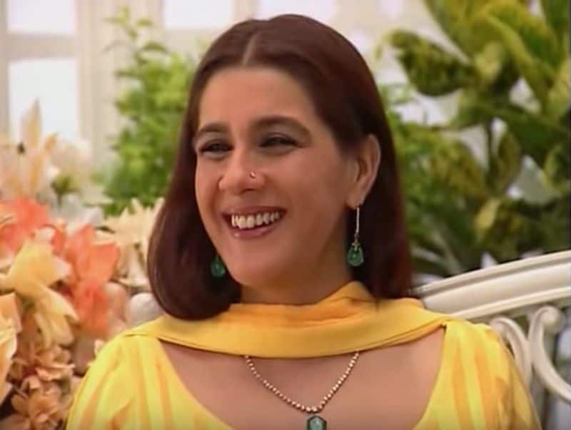 Amrita Singh: She was popular Indian actress in 80s and 90s. She followed Sikh religion since birth, converted to Islam and married actor Saif Ali Khan. However, they divorced after 13 years of marriage.