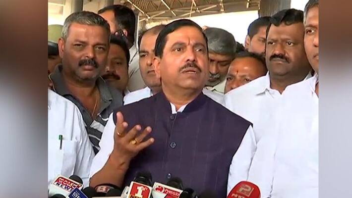 Union Minister Pralhad Joshi Slams Congress Leader C M Ibrahim Union Minister Pralhad Joshi Slams Congress Leader C M Ibrahim