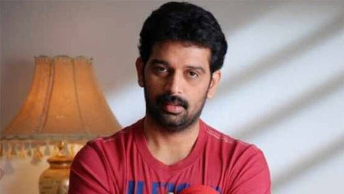 actor jd comments on pawankalyan actor jd comments on pawankalyan