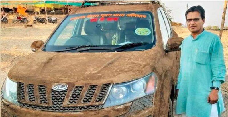 Cow dung coat on cars is the latest trend in india
