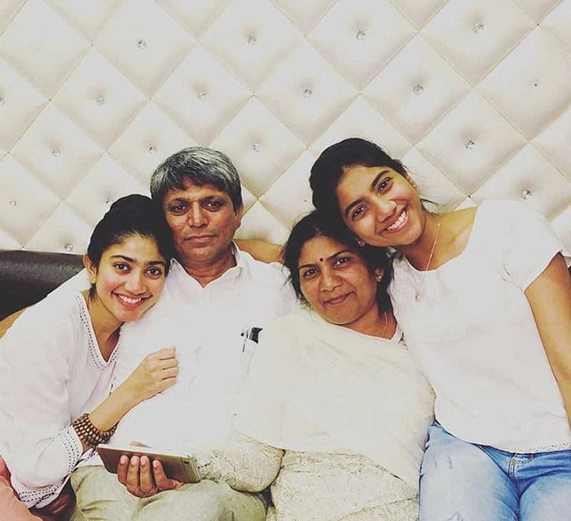 సాయి పల్లవి ఫ్యామిలీ పిక్