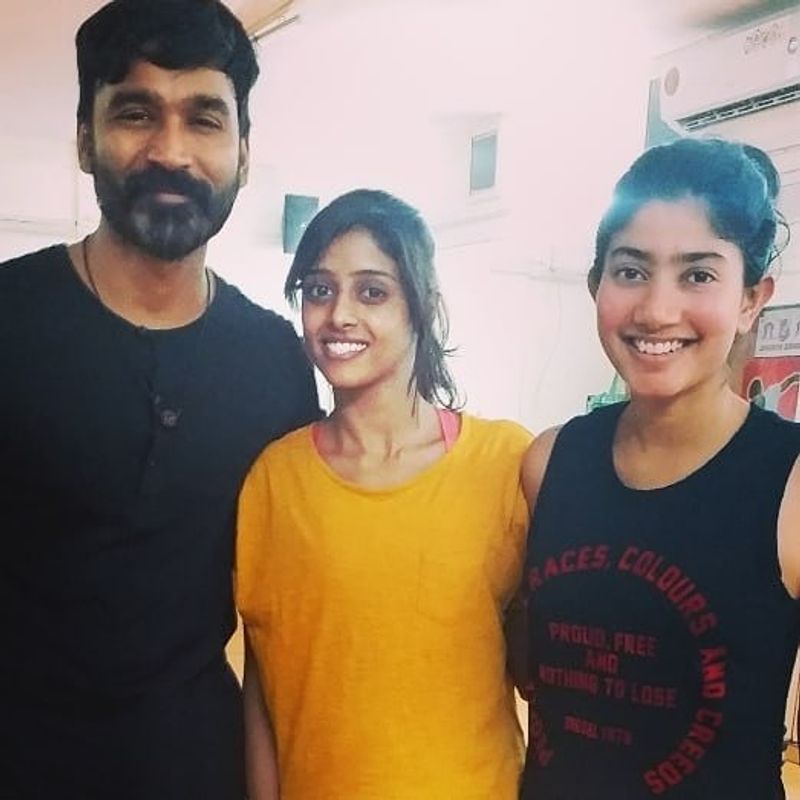 నటుడు ధనుష్ తో సాయి పల్లవి