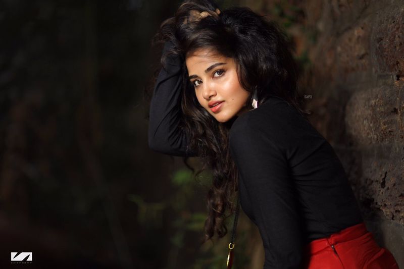 Actress Anupama Parameswaran's Eye Sticks Latest Stills