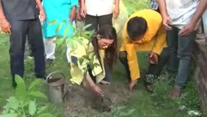 Mimi Chakraborty visits Baruipur on Tuesday Mimi Chakraborty visits Baruipur on Tuesday