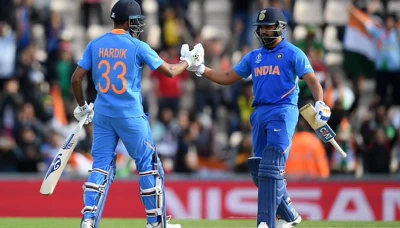 Hardik Pandya and Rohit celebrate India's win