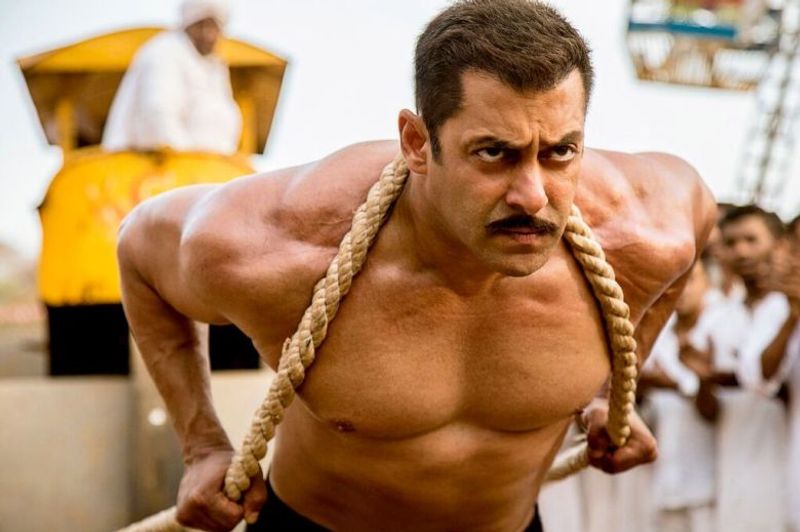 8 సల్మాన్ ఖాన్ సుల్తాన్ ₹ 300.45cr