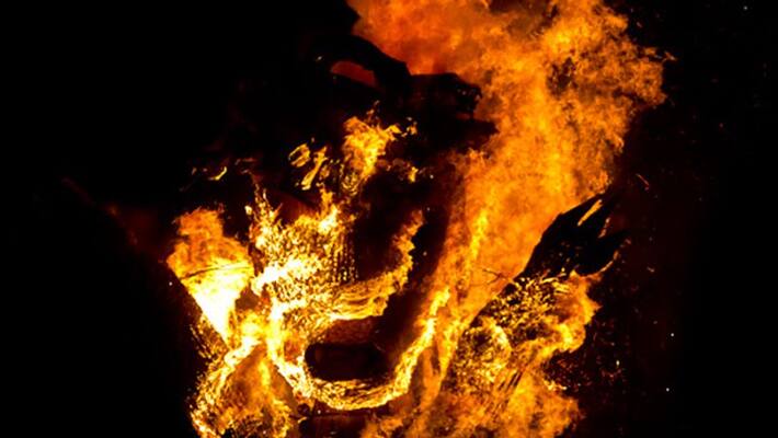 husband burnt his wife alive after pouring petrol husband burnt his wife alive after pouring petrol