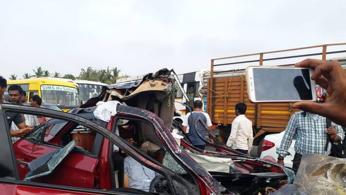 5 killed in road accident at chittoor district 5 killed in road accident at chittoor district